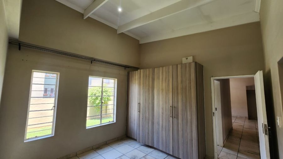 To Let 3 Bedroom Property for Rent in Waterval East North West